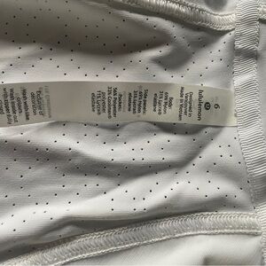 Lululemon spring jacket. White with logo size 6